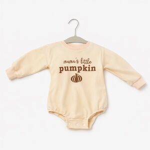 Amazon Cream 'Mama's Little Pumpkin' Bodysuit